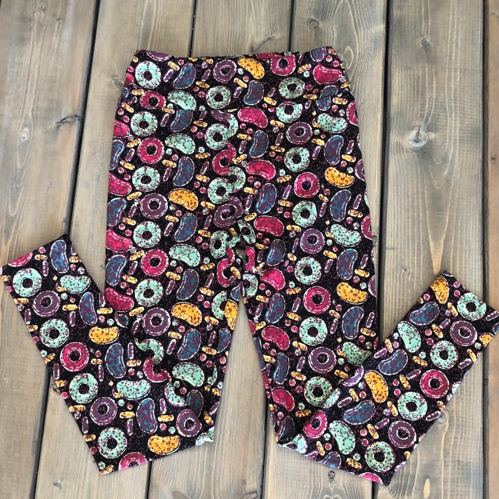 Super Cute LulaRoe Leggings 😍